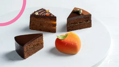 Povești despre Sacher Torte: acolo unde tradiția întâlnește inovația