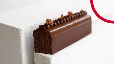 Ciocolată vs. Cuvertură: Diferențe și Informații Esențiale pentru Profesioniști